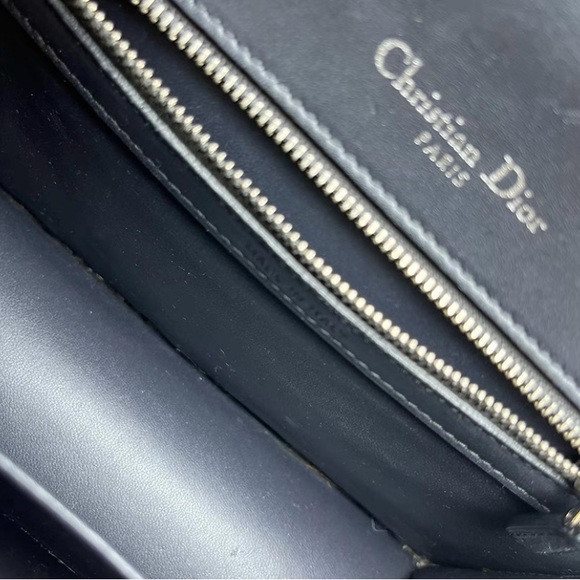 Authentic Dior Diorama - Picture 5 of 5